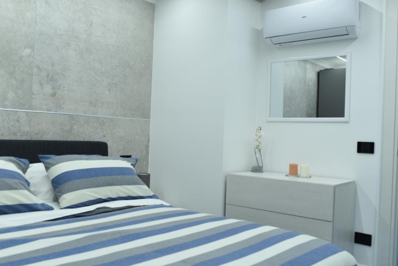 Apartmán Chiaja Lux House Neapol Exteriér fotografie